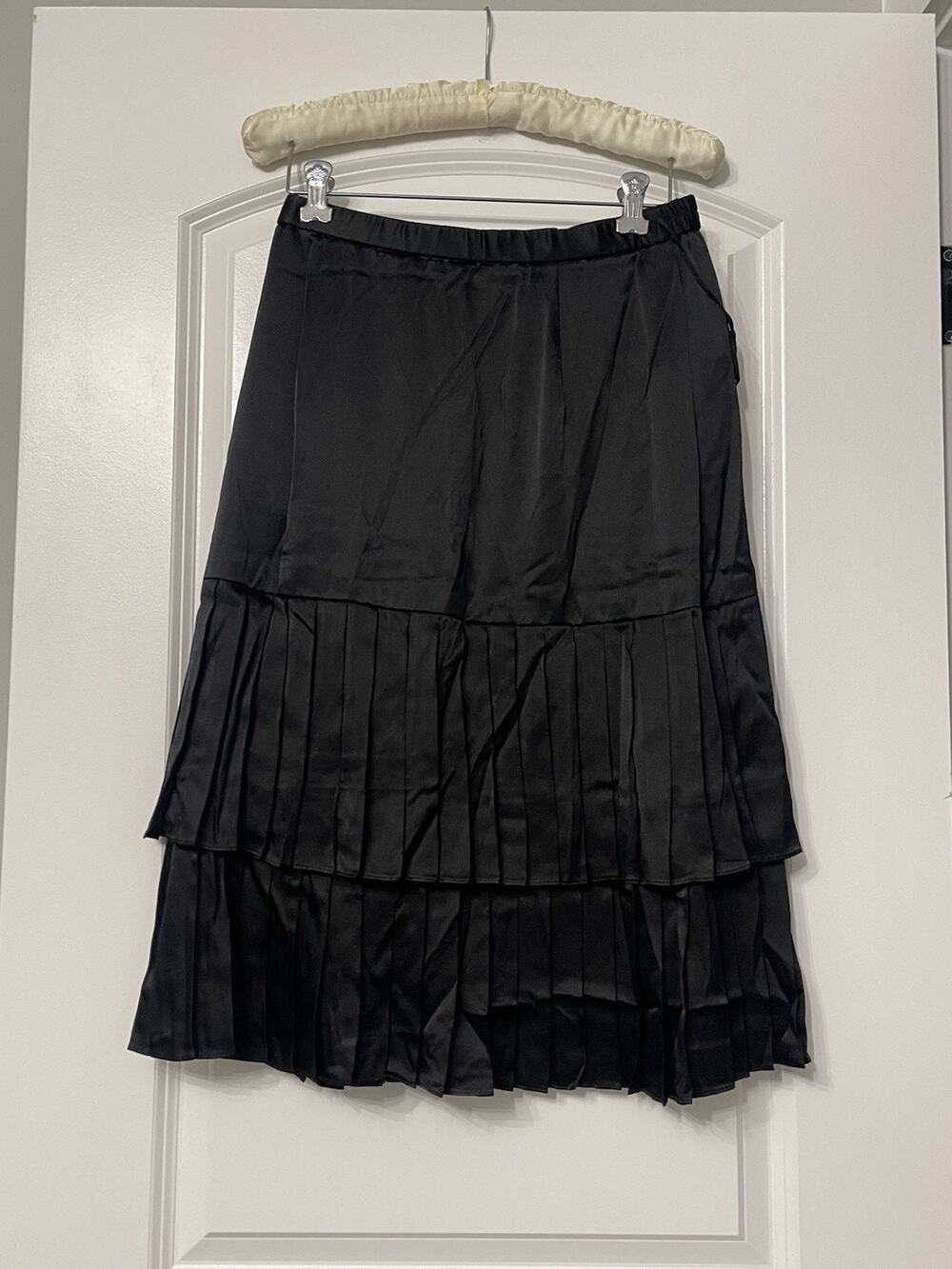 Vintage 90s Black Satin Tiered Pleated Skirt Midi Grunge Whimsigoth Sz 10 USA
